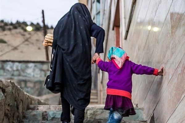 زنان سرپرست خانوار در تنگنای فقر و بیکاری؛ الگوی زن‌سرپرست شدن خانوارها تغییر کرده است