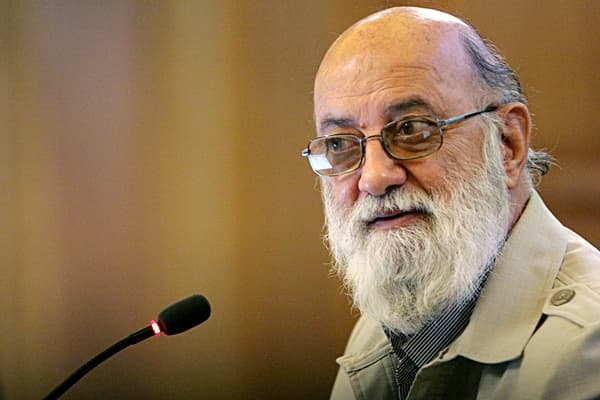 ساخت‌وساز بدون مجوز در منطقه ۲۲ گسترش بی‌قانونی است