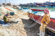 ممنوعیت دریاروی شناورهای صیادی به علت وقوع طوفان "شاهین"