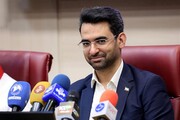 خبر خوش وزیر ارتباطات درباره تولید تبلت دانش‌آموزی