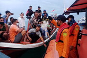 کشف بخش‌هایی از لاشه هواپیمای سانحه‌دیده اندونزی در عمق دریای جاوه