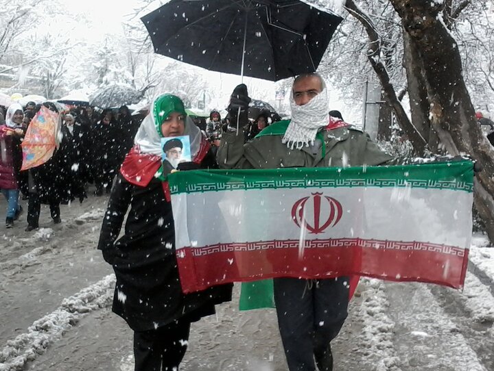 انقلاب اسلامی، رویدادی بی نظیر با پشتوانه مردمی در تاریخ معاصر است