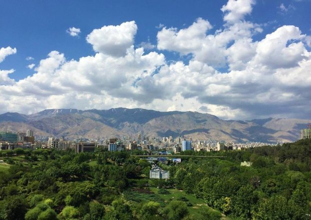 کیفیت هوای تهران پاک است
