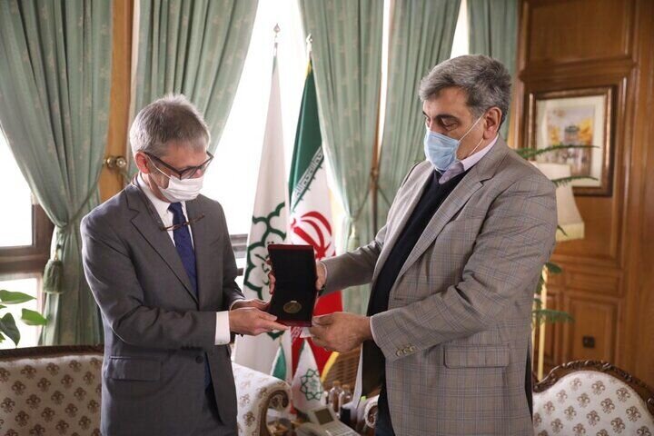 استقبال شهرداری تهران از فناوری انرژی‌های تجدیدپذیر کشور دانمارک

