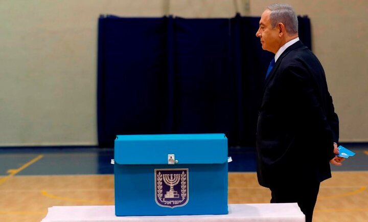 درخواست نتانیاهو از رؤسای احزاب «یمینا» و «آرزوی جدید» برای ائتلاف جهت تشکیل دولت آینده
