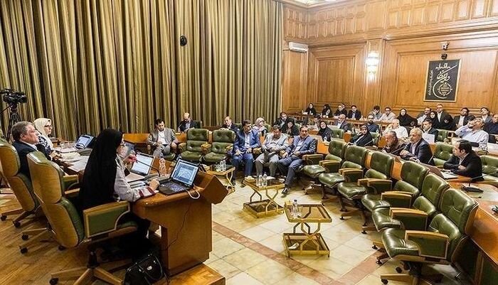 مصوبات اجرا نشده شورای شهر تهران در دستور کار باشد