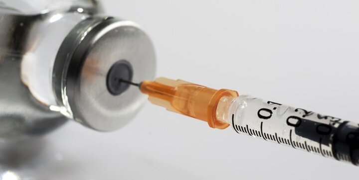 ۳ هزار نفر در صداوسیما بدون نوبت واکسن کرونا می‌زنند