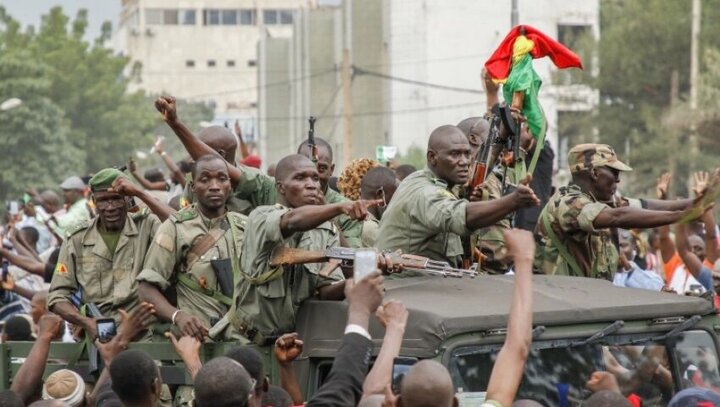 تعلیق عضویت مالی در اتحادیه آفریقا در پی کودتای نظامی