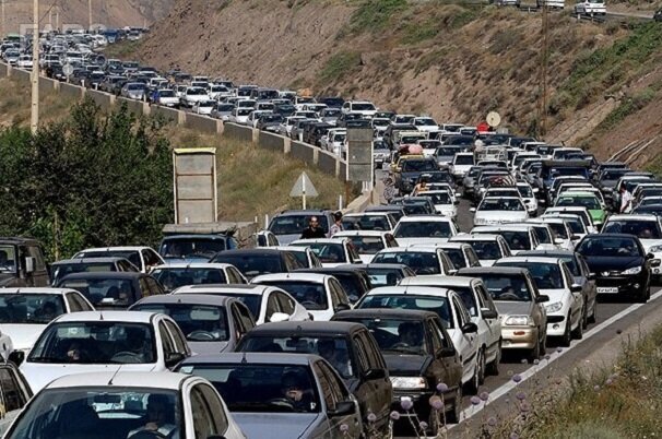 ترافیک سنگین در جاده کرج - چالوس
