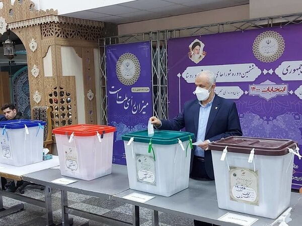رییس بنیاد شهید در انتخابات شرکت کرد