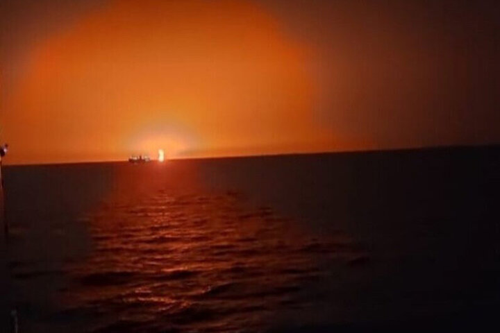 وقوع انفجار در یک سکوی استخراج در بخش آذربایجان در دریای خزر