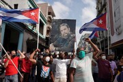 بایدن باید کوبا را بمباران کند