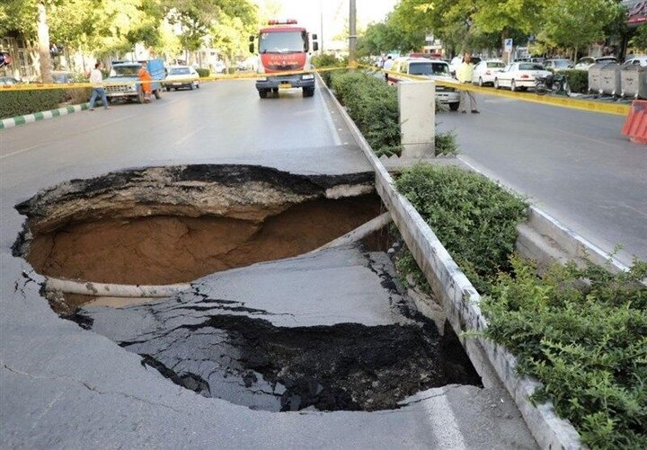  تهران در معرض زلزله، سیل و فرونشست است