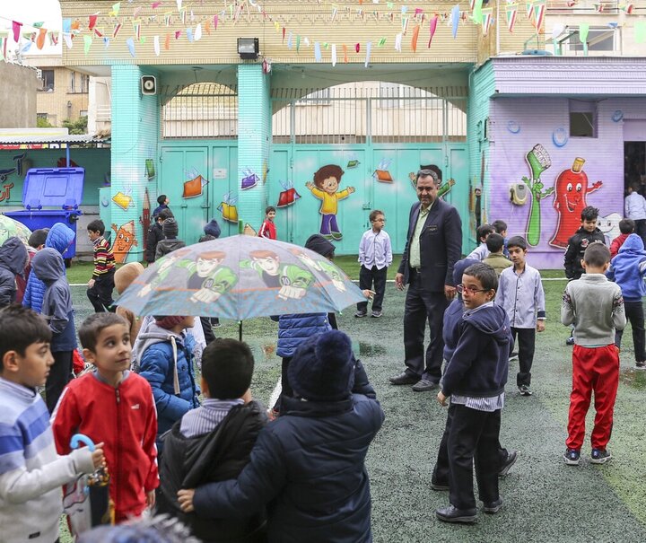 تحصیل دانش‌آموزان پذیرفته‌شده در طرح مدارس همدل رایگان است