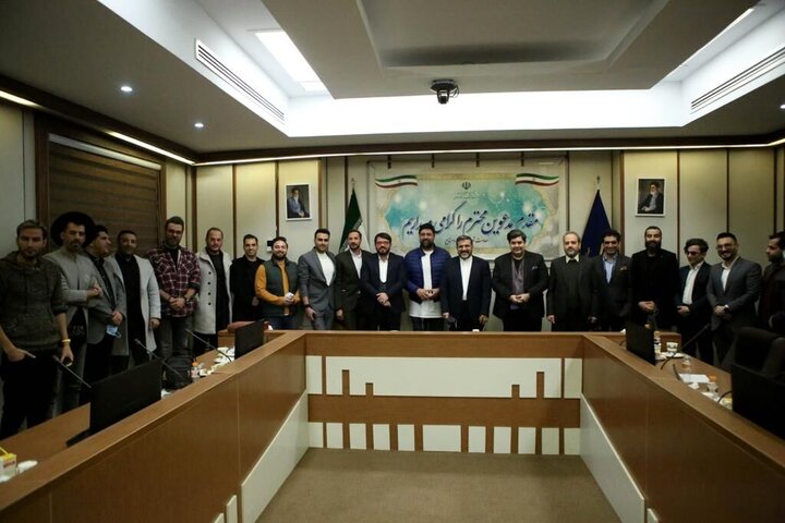 دیدار صمیمی وزیر فرهنگ و ارشاد اسلامی با جمعی از اهالی موسیقی کشور