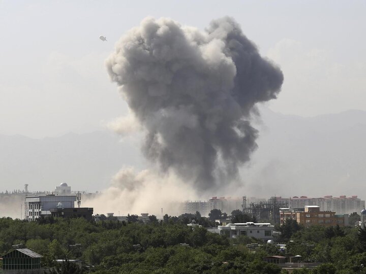 شهادت دست‌کم ۲۵ دانش‌آموز در یک انفجار در کابل