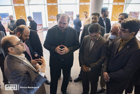 بازدید استاندار تهران از نمایشگاه «رسم تعاون»