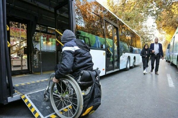 شهرداری حقوق افراد دارای معلولیت را نادیده می‌گیرد