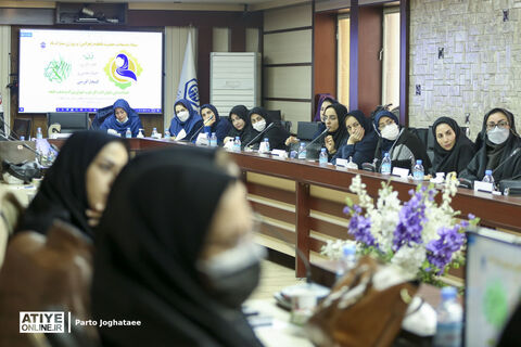 نشست هم‌اندیشی زنان شاغل در اداره کل غرب تهران