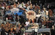 کارگران باربر بازار میادین میوه و تره بار تهران بیمه می شوند