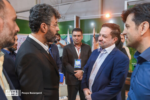بازدید معاون رفاه و امور اقتصادی وزارت کار از نمایشگاه توانمندی‌های صادراتی ایران