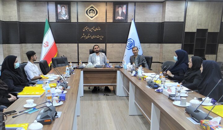 تجلیل از کارکنان آموزش مدیریت درمان تامین‌اجتماعی بوشهر