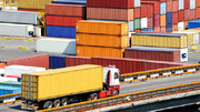 محدودیت در واردات کالاهای مورد نیاز منجر به پدیده قاچاق می‌شود