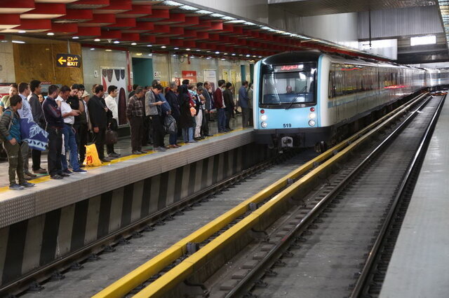 بزرگترین چالش متروی تهران فرسودگی ناوگان و کمبود تعداد قطار است