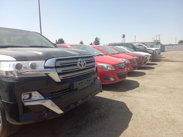 تعداد ۳۵۶ دستگاه خودرو قاچاق در اختیار سازمان اموال تملیکی استان تهران قرار گرفت