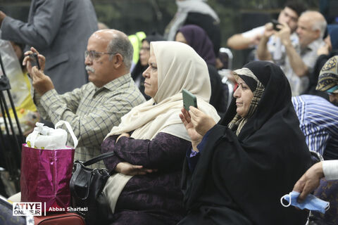 بدرقه اولین گروه بازنشستگان اعزامی به سفر زیارتی مشهد مقدس