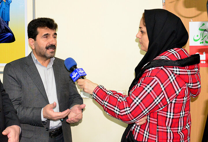 مصاحبه تلویزیونی مدیرکل تامین‌اجتماعی استان کردستان درباره بیمه فراگیر خانواده ایرانی