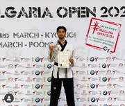 درخشش عضو خانواده بزرگ تامین اجتماعی فارس در مسابقات جهانی تکواندو