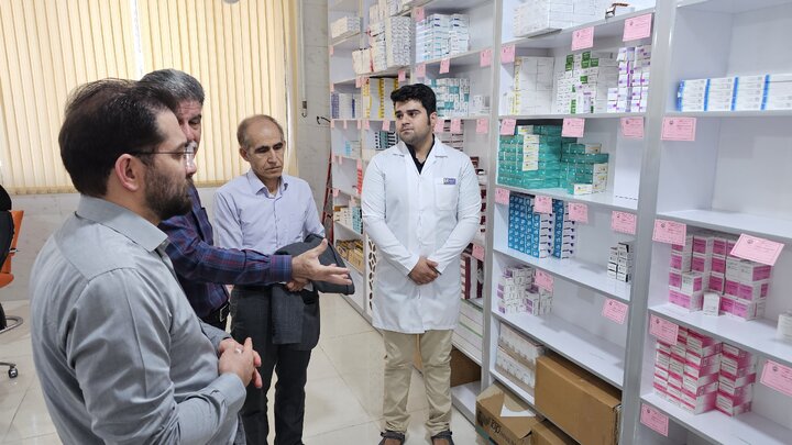 بازدید مدیر درمان تامین اجتماعی استان کرمانشاه از درمانگاه سرپل ذهاب
