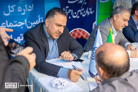 حضور وزیر تعاون، کار و رفاه اجتماعی در نماز جمعه پنجم اردیبهشت